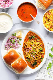 Misal Pav, Top 10 Breakfast Foods In India